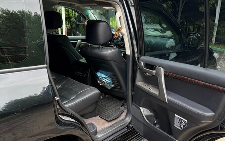 Toyota Land Cruiser 200, 2011 год, 3 800 000 рублей, 7 фотография