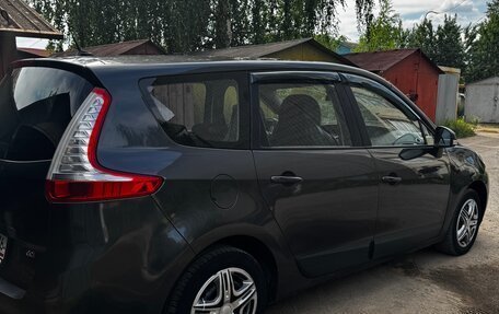 Renault Scenic III, 2010 год, 950 000 рублей, 3 фотография