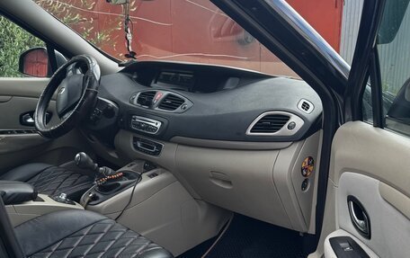 Renault Scenic III, 2010 год, 950 000 рублей, 9 фотография