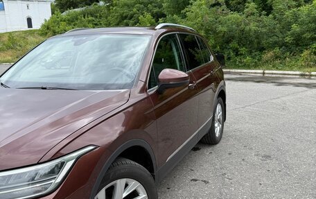 Volkswagen Tiguan II, 2021 год, 2 500 000 рублей, 3 фотография
