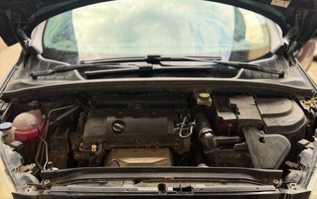 Peugeot 308 II, 2011 год, 670 000 рублей, 17 фотография