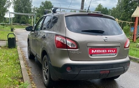 Nissan Qashqai, 2010 год, 690 000 рублей, 3 фотография