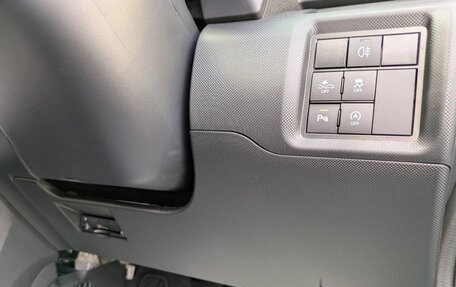 Daihatsu Rocky, 2023 год, 1 322 000 рублей, 8 фотография