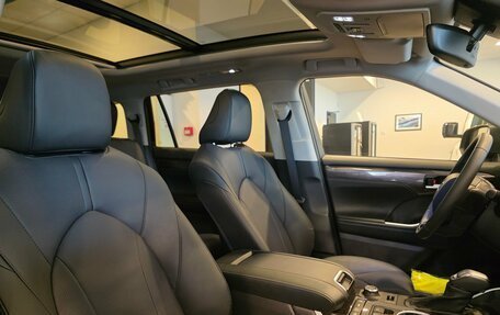 Toyota Highlander, 2026 год, 5 550 000 рублей, 12 фотография
