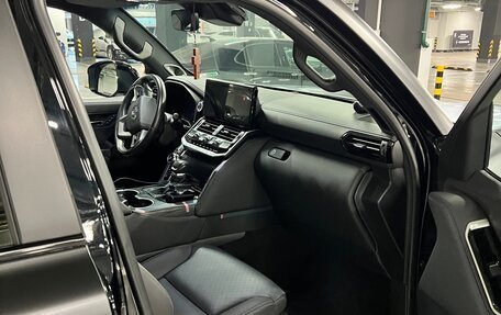 Toyota Land Cruiser, 2024 год, 14 500 000 рублей, 14 фотография