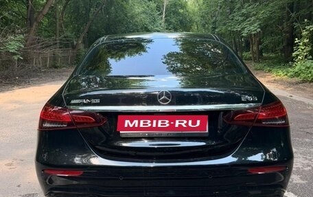 Mercedes-Benz E-Класс, 2020 год, 5 500 000 рублей, 8 фотография