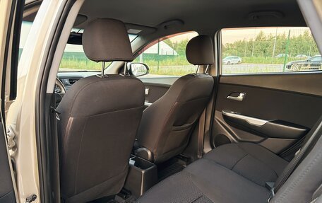 KIA Rio III рестайлинг, 2013 год, 1 500 000 рублей, 18 фотография