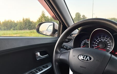 KIA Rio III рестайлинг, 2013 год, 1 500 000 рублей, 22 фотография