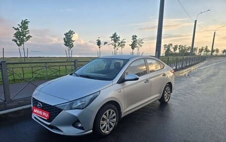Hyundai Solaris II рестайлинг, 2021 год, 1 130 000 рублей, 1 фотография