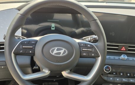 Hyundai Elantra, 2026 год, 2 049 000 рублей, 12 фотография