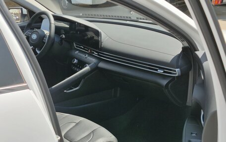Hyundai Elantra, 2026 год, 2 049 000 рублей, 16 фотография