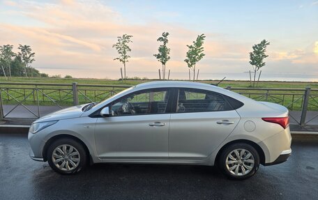 Hyundai Solaris II рестайлинг, 2021 год, 1 130 000 рублей, 4 фотография
