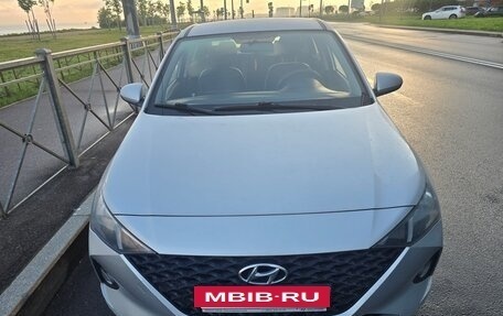 Hyundai Solaris II рестайлинг, 2021 год, 1 130 000 рублей, 2 фотография