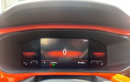 Volkswagen Taos, 2021 год, 2 600 000 рублей, 8 фотография