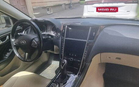 Infiniti Q50 I рестайлинг, 2014 год, 1 769 000 рублей, 12 фотография