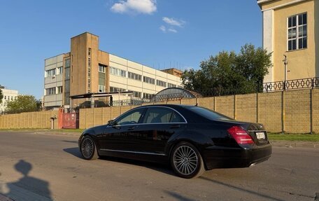 Mercedes-Benz S-Класс, 2011 год, 1 900 000 рублей, 4 фотография