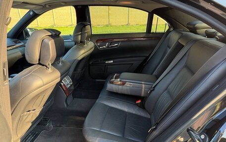 Mercedes-Benz S-Класс, 2011 год, 1 900 000 рублей, 12 фотография