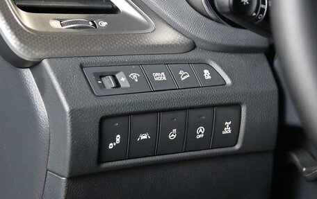 Hyundai Santa Fe III рестайлинг, 2017 год, 2 099 000 рублей, 13 фотография