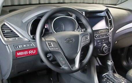 Hyundai Santa Fe III рестайлинг, 2017 год, 2 099 000 рублей, 10 фотография