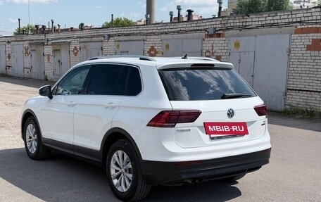 Volkswagen Tiguan II, 2017 год, 2 250 000 рублей, 5 фотография