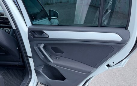 Volkswagen Tiguan II, 2017 год, 2 250 000 рублей, 20 фотография