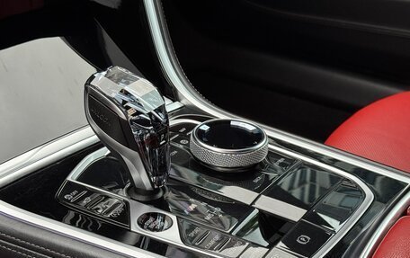 BMW 8 серия, 2019 год, 6 800 000 рублей, 19 фотография