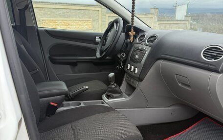 Ford Focus II рестайлинг, 2011 год, 675 000 рублей, 30 фотография