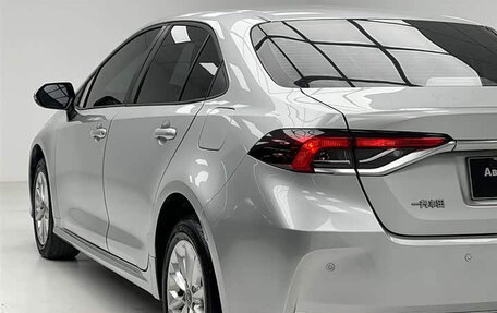 Toyota Corolla, 2023 год, 1 260 000 рублей, 2 фотография