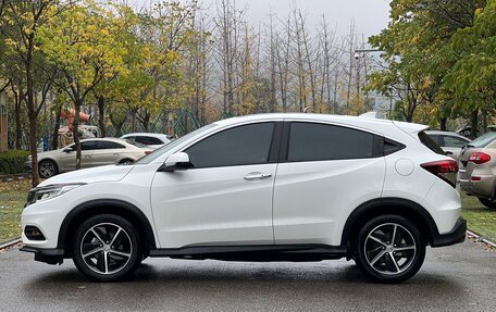 Honda Vezel, 2021 год, 1 308 000 рублей, 3 фотография