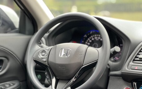 Honda Vezel, 2021 год, 1 308 000 рублей, 8 фотография