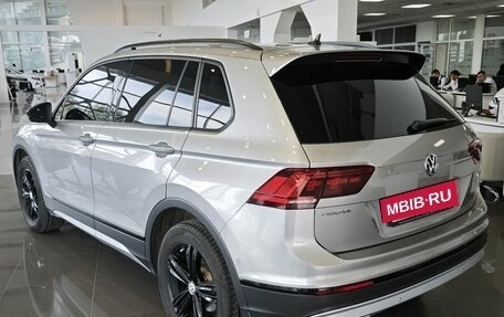 Volkswagen Tiguan II, 2020 год, 3 150 000 рублей, 6 фотография