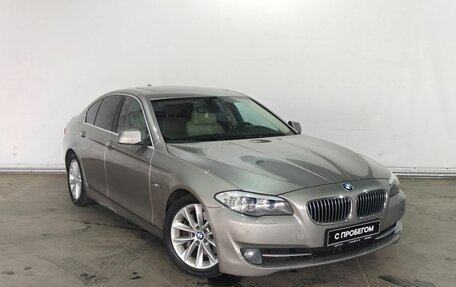 BMW 5 серия, 2011 год, 1 865 000 рублей, 3 фотография