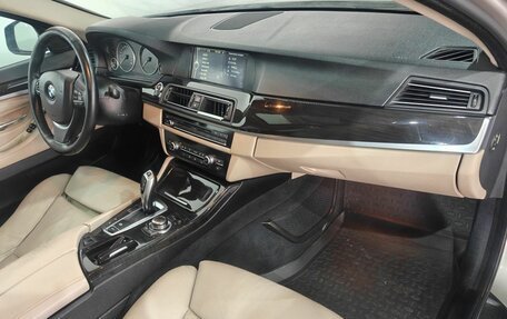 BMW 5 серия, 2011 год, 1 865 000 рублей, 11 фотография