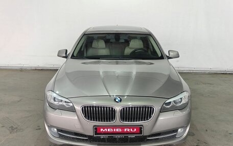BMW 5 серия, 2011 год, 1 865 000 рублей, 2 фотография