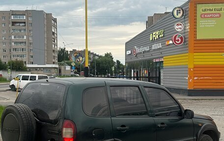 Chevrolet Niva I рестайлинг, 2003 год, 4 фотография