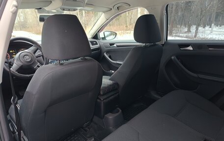 Volkswagen Jetta VI, 2013 год, 1 200 000 рублей, 14 фотография