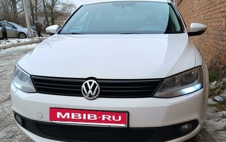 Volkswagen Jetta VI, 2013 год, 1 200 000 рублей, 10 фотография