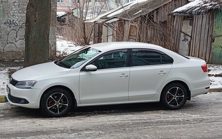 Volkswagen Jetta VI, 2013 год, 1 200 000 рублей, 20 фотография