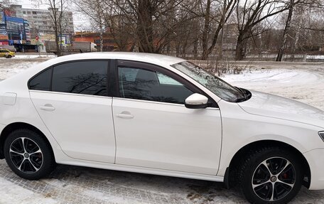 Volkswagen Jetta VI, 2013 год, 1 200 000 рублей, 18 фотография