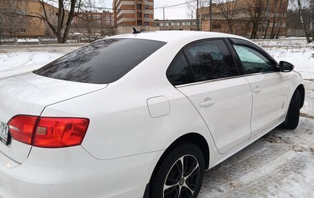 Volkswagen Jetta VI, 2013 год, 1 200 000 рублей, 23 фотография