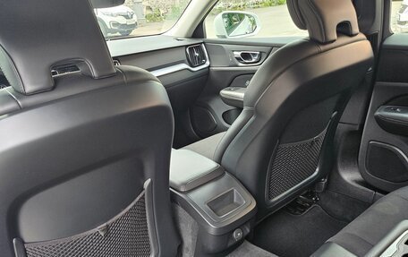 Volvo V60 Cross Country II, 2020 год, 3 500 000 рублей, 8 фотография