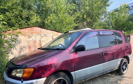 Toyota Ipsum II, 1996 год, 400 000 рублей, 2 фотография