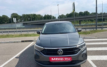 Volkswagen Polo VI (EU Market), 2021 год, 1 370 000 рублей, 23 фотография