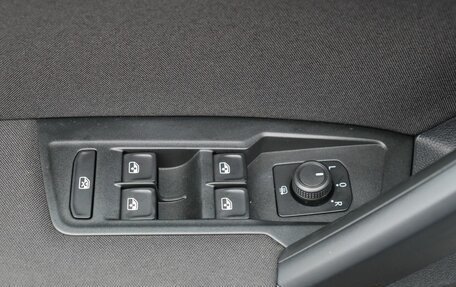 Volkswagen Tiguan II, 2021 год, 2 999 000 рублей, 11 фотография