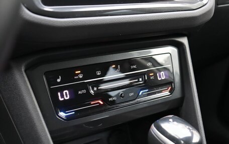 Volkswagen Tiguan II, 2021 год, 2 999 000 рублей, 19 фотография
