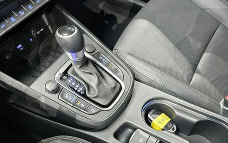 Hyundai Kona I, 2022 год, 1 638 000 рублей, 7 фотография