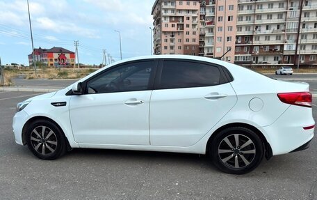 KIA Rio III рестайлинг, 2017 год, 880 000 рублей, 2 фотография