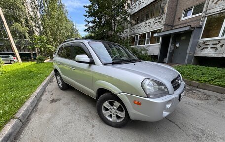 Hyundai Tucson III, 2005 год, 800 000 рублей, 1 фотография