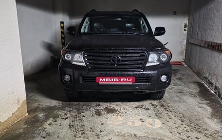 Toyota Land Cruiser 200, 2014 год, 3 900 000 рублей, 14 фотография