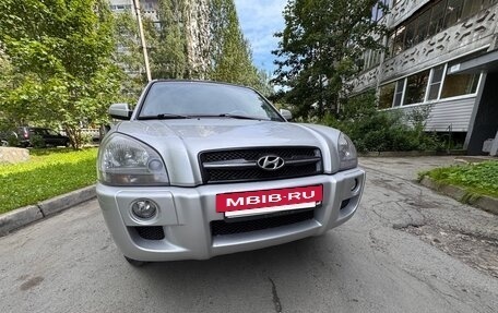 Hyundai Tucson III, 2005 год, 800 000 рублей, 2 фотография